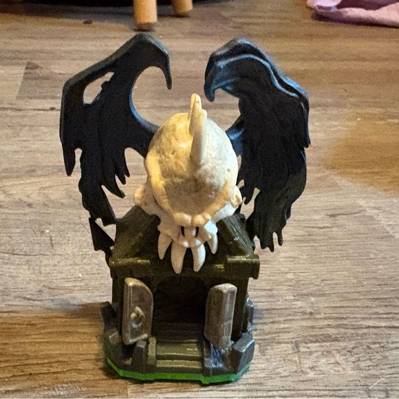 Nintendo Wii Skylanders Giants Activision Game EUC with 2 portals & 14 figures. - Picture 11 of 14